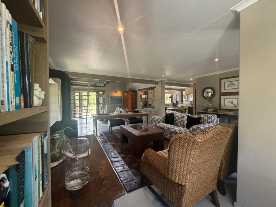 6 Bedroom Property for Sale in Sedgefield Rural Western Cape